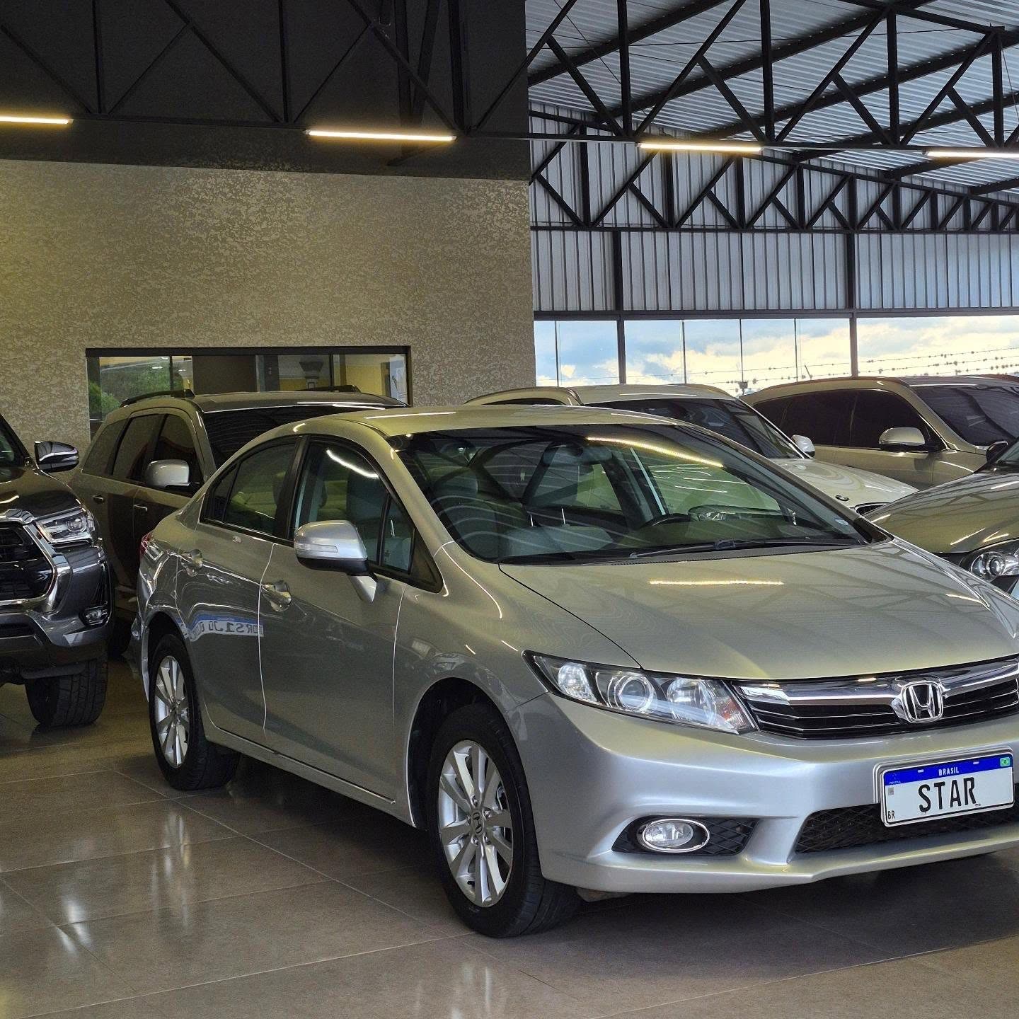 Honda Civic LXR 2.0 2014, foto 3 de 6