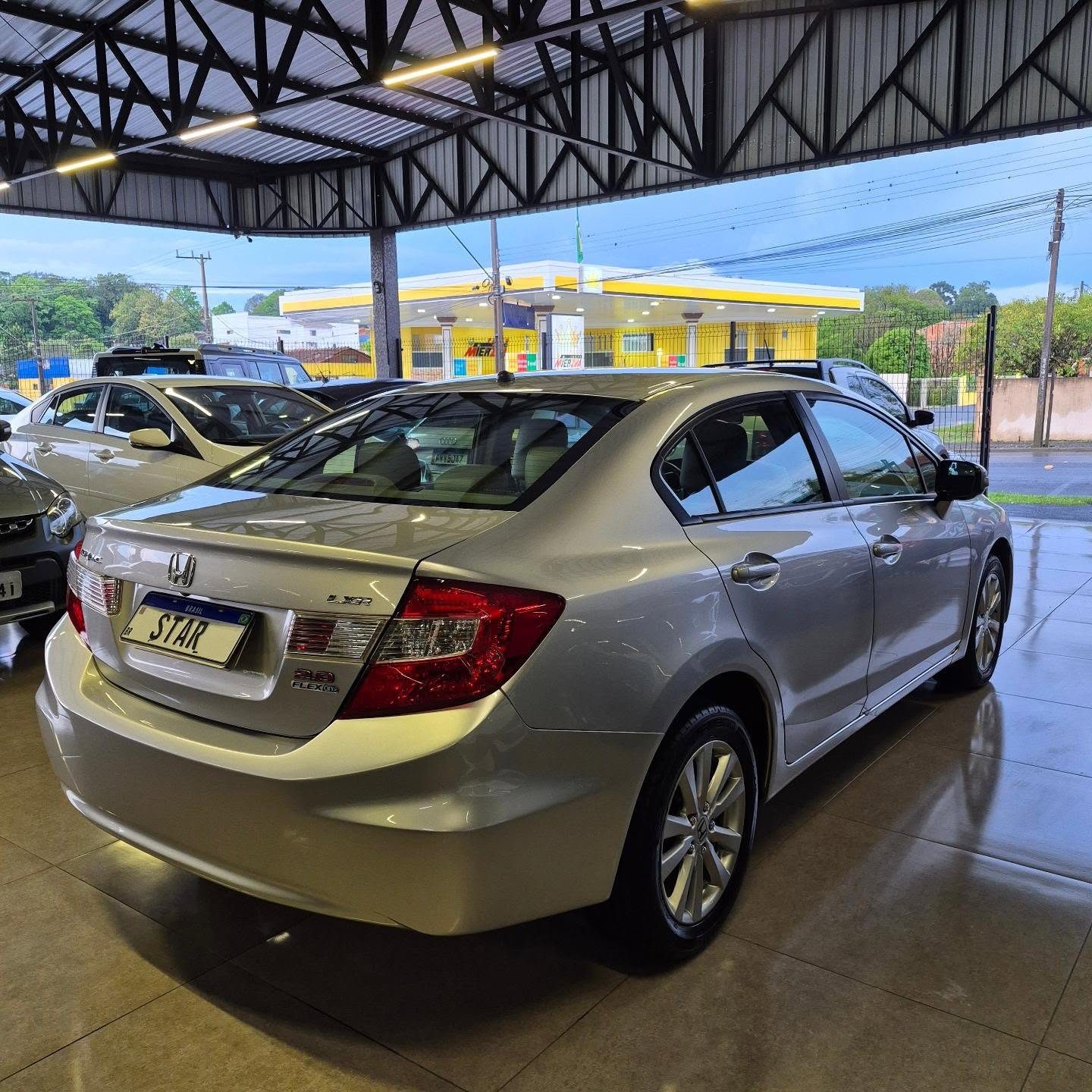 Honda Civic LXR 2.0 2014, foto 4 de 6